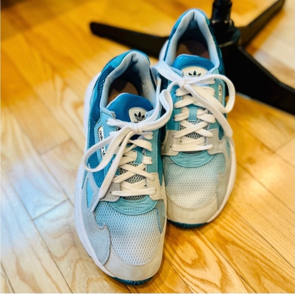 Adidas Falcon Full Tint - Excellent Condition! - Picture 9 of 9